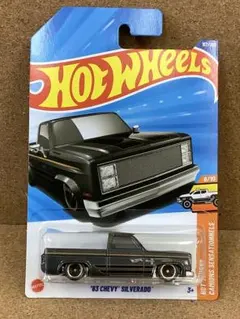 ホットウィール'83 CHEVY SILVERADO 未開封