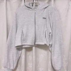 ショート丈 パーカー ホワイトのサムネイル