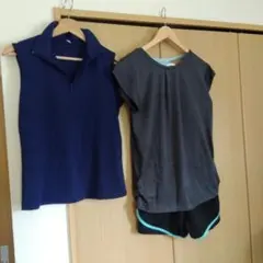 ネイビーとグレーの運動用トップスセット　紺ユニクロ