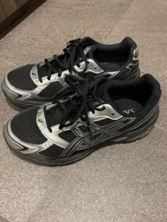 美品 asics GEL-1130 BLACK/PURE SILVER シルバーのサムネイル