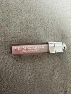 Dior アディクトリップマキシマイザー 001