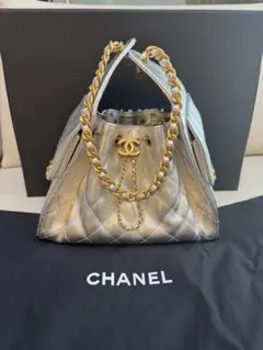 CHANEL25スモール限定シルバー！レア！未使用 CHANEL25スモール限定シルバー！レア！未使用 - メルカリ