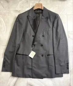 未使用　ブルネロクチネリ　ダブル　ジャケット　グレー　サイズ54 シルクコットン