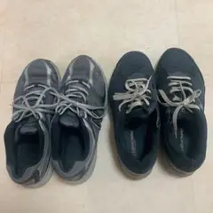 New Balance スニーカー グレー/ブラックに近い紺色