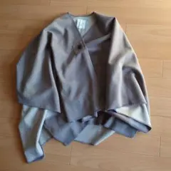 ユニクロ UNIQLO JWアンダーソン ポンチョ ベージュ