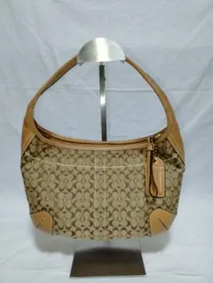 美品 コーチ COACH ワンショルダーバッグ　シグネチャー 肩掛け 10776