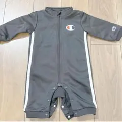 Champion ブラック ジップアップロンパース