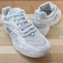 Item thumbnail for item ac4dd269-191c-479c-94c8-f070f34f0f45