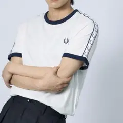 FRED PERRY リンガーTシャツ ユニセックスのサムネイル
