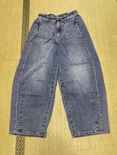 デニム　バレルレッグ　ブルー