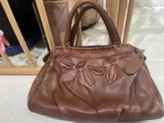 イビザ　ブラウンの葉刺繍ハンドバッグのサムネイル