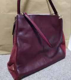 コーチ　ワインレッド　バック