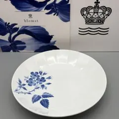 ロイヤルコペンハーゲン カール・ラーション 陶板絵皿 - メルカリ