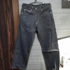 braitoneデニムパンツ