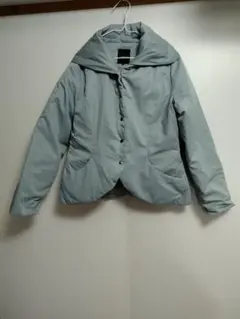 薄い青 ダウンジャケット フード付き
