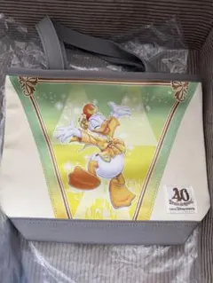 即完売 ディズニー 40周年 ガーランド トートバッグ 大 ミニー 黄色 即完売 ディズニー 40周年 ガーランド トートバッグ 大 ミニー 黄色