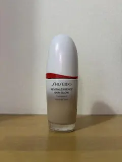 SHISEIDO REVITALESSENCE SKIN GLOW 220