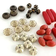 まとめ売り！　500円♡ ヴィンテージ、現行ビーズセット 赤・黒・白 20個以上