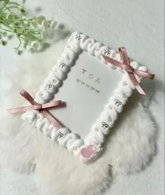 トレカケース ホイップデコ B8 硬質カードケース白ピンク リボン うさぎ