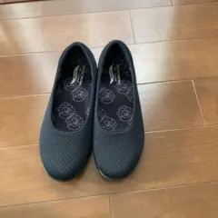 スケッチャーズ スリッポン