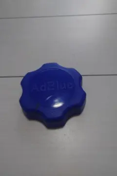 アドブルーキャップ鍵付き　いすゞ　ファイブスターギガ/07ギガ/07フォワード/07エルフ JI-3850 アドブルーキャップ鍵付き いすゞ ファイブスター