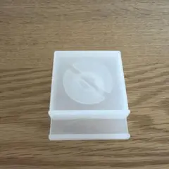 無印良品　スマホスタンド付ケーブル収納