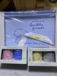 すみっこ　テーブル、ステンレスマグ