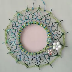 青緑の花形リース（パール付き）