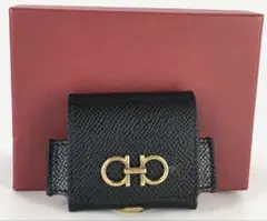 新品未使用 Ferragamo AirPodsケース レザー 箱付き