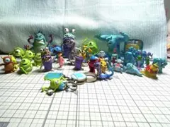 ディズニー モンスターズ・インク リトルマイキー 激レアフィギュア