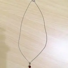 ルビーカラー ネックレス