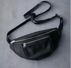レザーボディバッグ