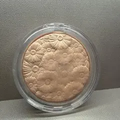 CLINIQUE ハイライトパウダーのサムネイル