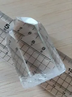 【レア】マダガスカル産　水晶　ポイント　ポリッシュ　美品　透明感