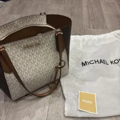 MICHEAL KORSトートバッグ PVC レザー シグネチャー ロゴ金具