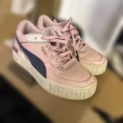 PUMA ピンク ネイビー 厚底スニーカー