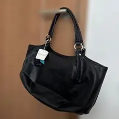 ATTENTION ショルダーバッグ 黒
