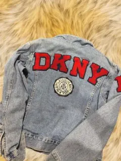 ビンテージ海外DKNY デニムジャケット刺繍ロゴ付き