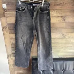 Tommy jeansのサムネイル
