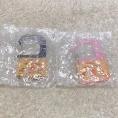 サクラクレパス　カラビナ　ガチャガチャ