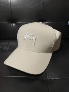 k*4様 Stussy ベージュキャップ