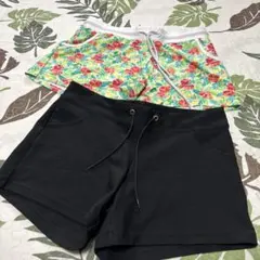花柄・黒 水着　ショートパンツ　2点セット　L 美品　レディース