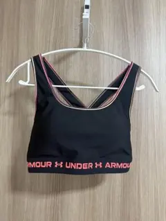 UNDER ARMOUR スポーツブラ