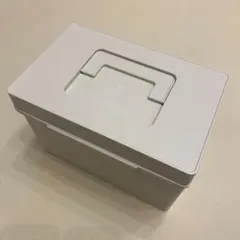 無印良品　ポリプロピレン　救急箱　ホワイトグレーのサムネイル
