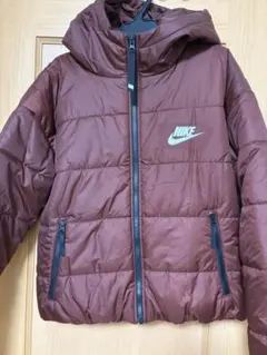 NIKE ダウンジャケット ブラウンのサムネイル