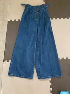 Item thumbnail for item 0545663f-bc97-44dc-9016-8c91d0d03fab