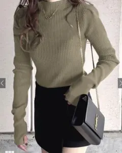 オリーブリブ編みハイネックセーター
