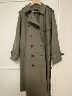 オリーブグリーン トレンチコート