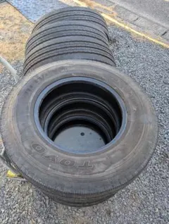 ブリヂストン トラックタイヤ 245/80R 17.5 7本セット バリ溝 - メルカリ
