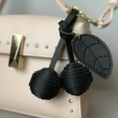 レザーチャーム キーホルダー